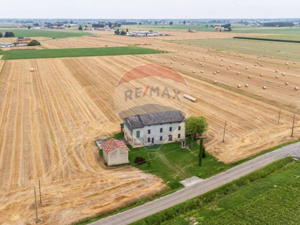 appartamento in vendita a Soragna
