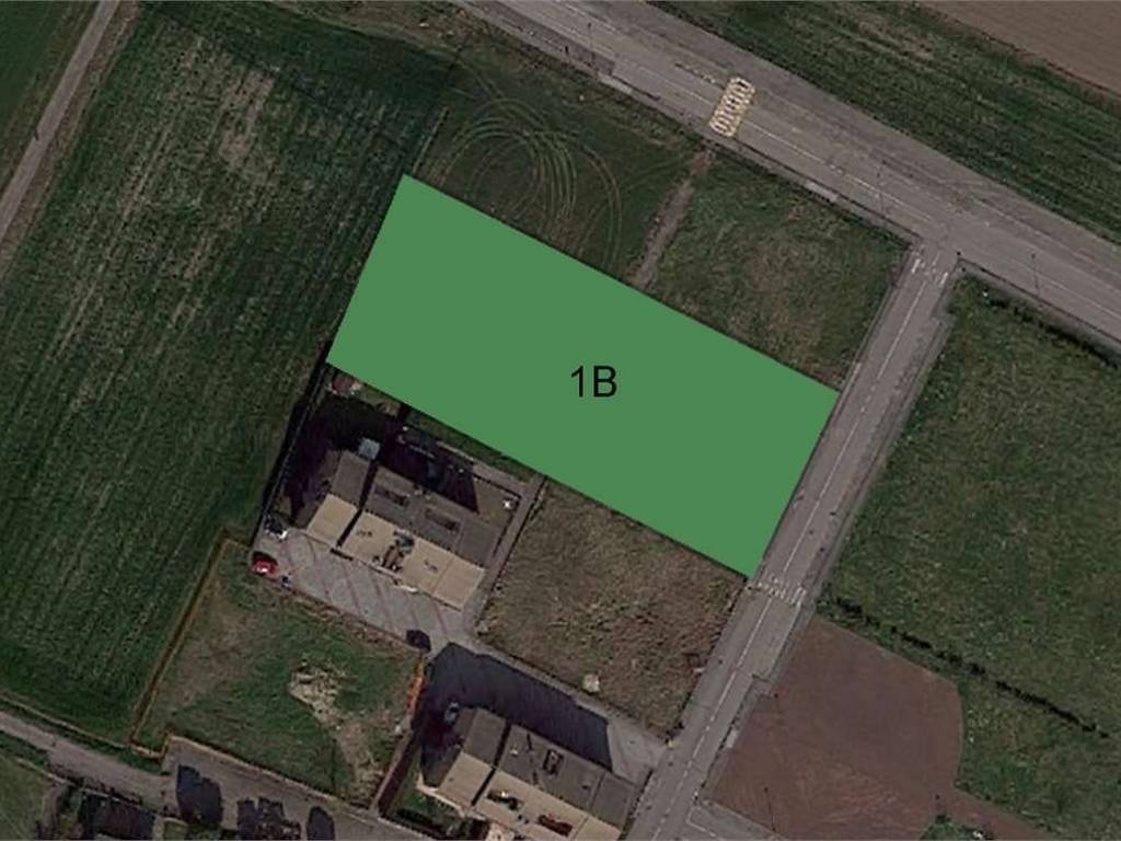 terreno edificabile in vendita a Soragna