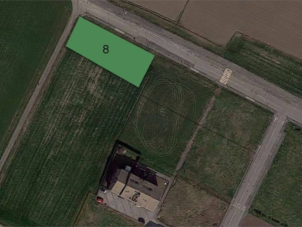 terreno edificabile in vendita a Soragna
