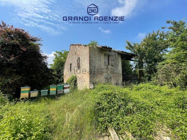 quadrivano in vendita a Soragna