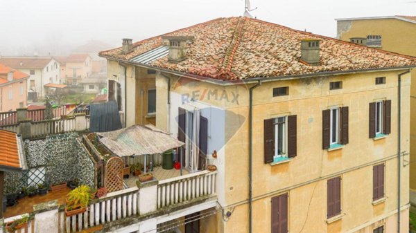 appartamento in vendita a Soragna