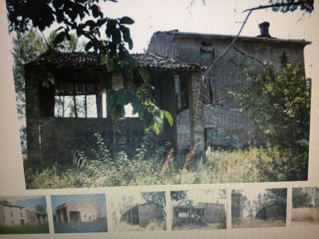 terreno edificabile in vendita a Soragna