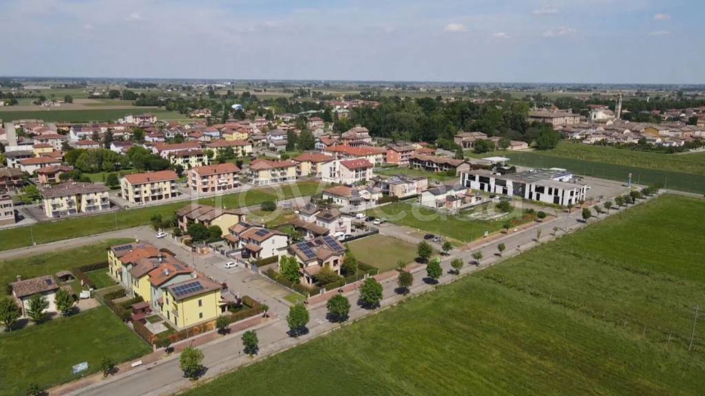 ufficio in vendita a Soragna