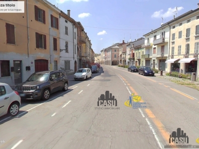 casa indipendente in vendita a Soragna