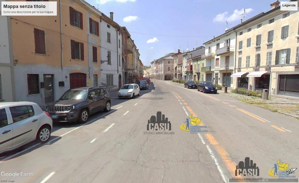 casa indipendente in vendita a Soragna