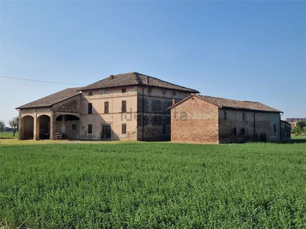 appartamento in vendita a Soragna