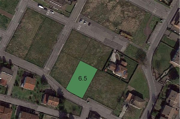 casa indipendente in vendita a Soragna