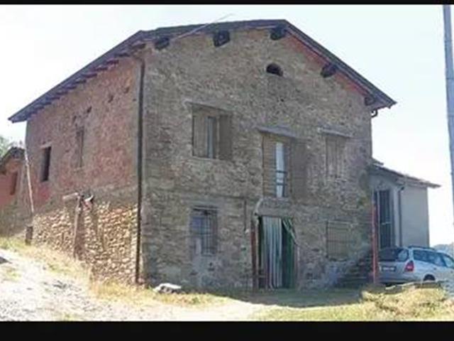 casa indipendente in vendita a Terenzo in zona Bocchetto