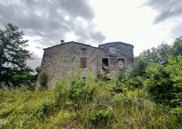 rudere in vendita a Terenzo