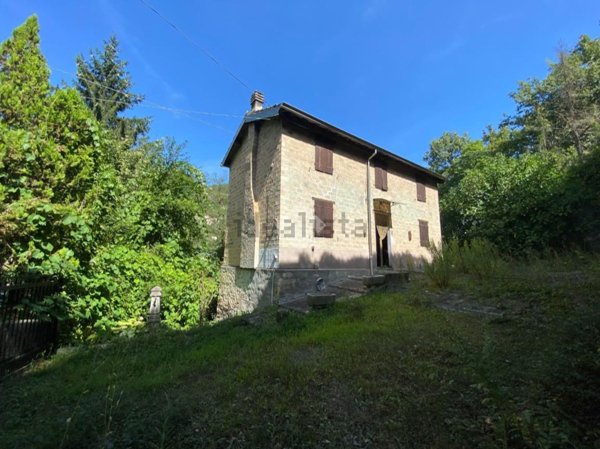 quadrivano in vendita a Terenzo