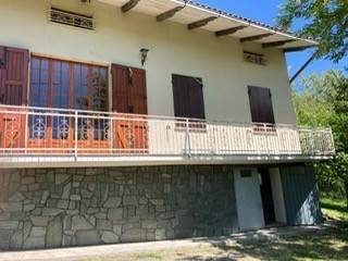 casa indipendente in vendita a Terenzo in zona Villa