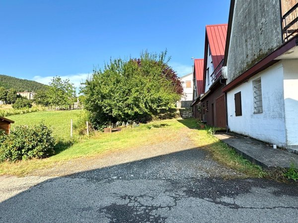 casa indipendente in vendita a Terenzo in zona Cassio