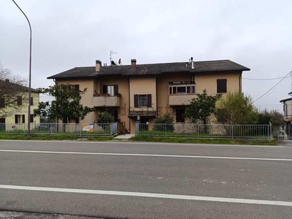 appartamento in vendita a Terenzo in zona Boschi di Bardone