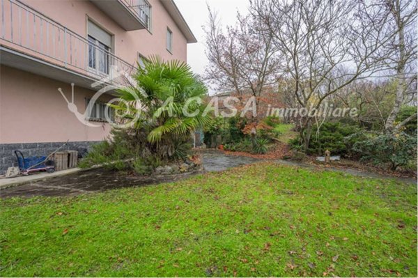 casa indipendente in vendita a Terenzo in zona Villa