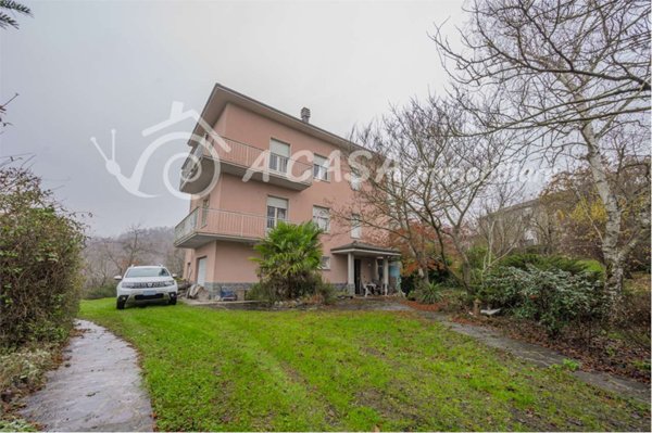 casa indipendente in vendita a Terenzo in zona Villa