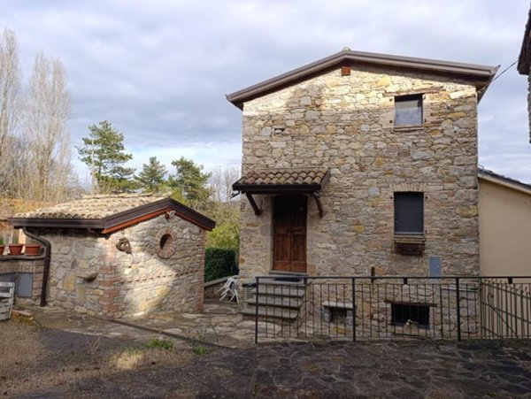 casa indipendente in vendita a Terenzo in zona Villa