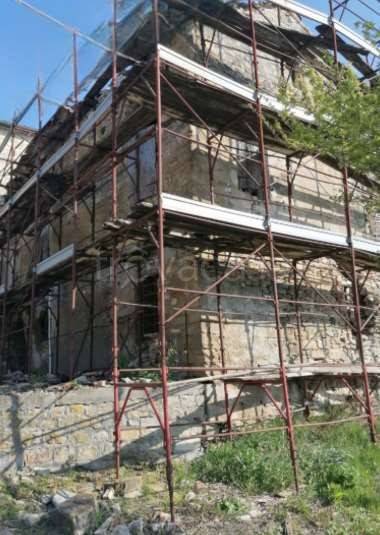 casa indipendente in vendita a Terenzo in zona Goiano