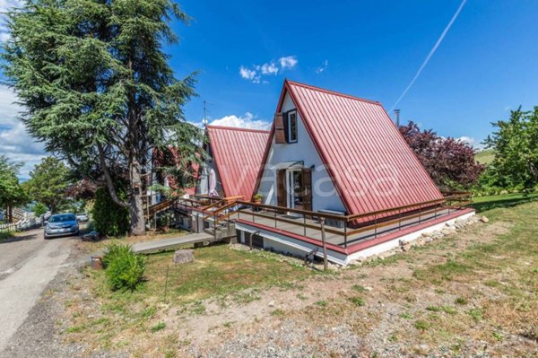 casa indipendente in vendita a Terenzo in zona Cassio