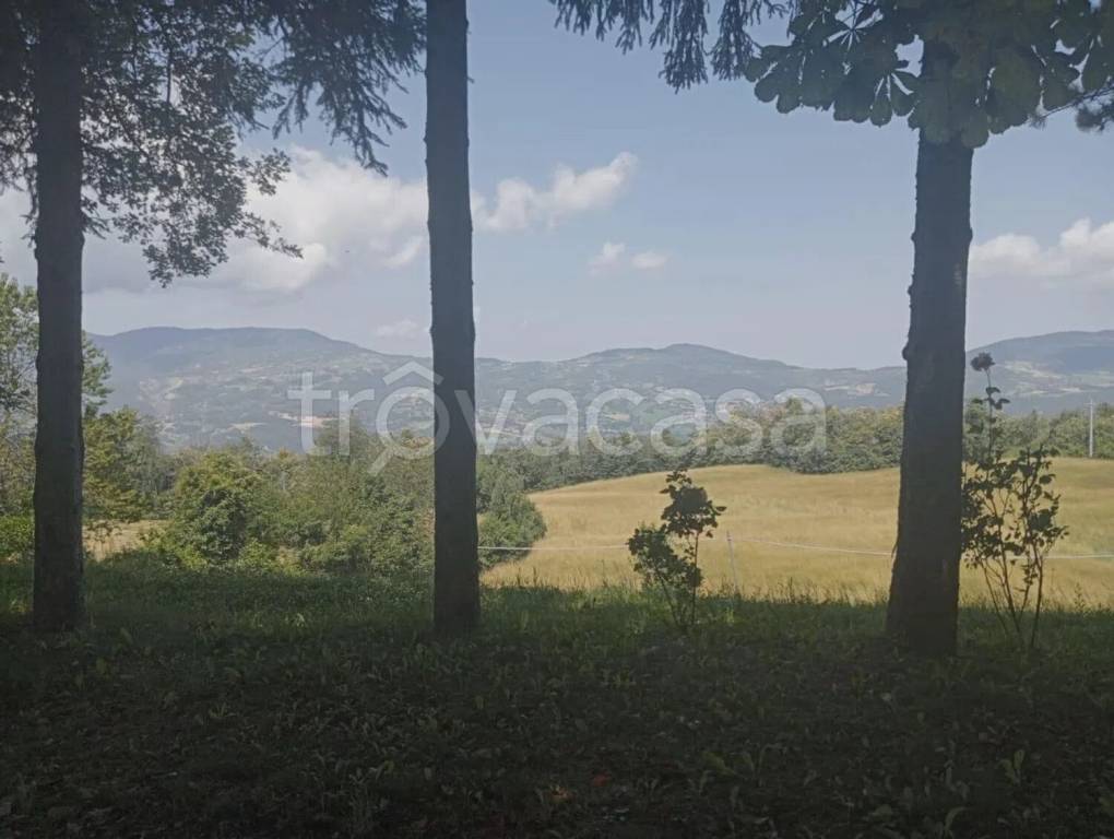 casa indipendente in vendita a Tizzano Val Parma