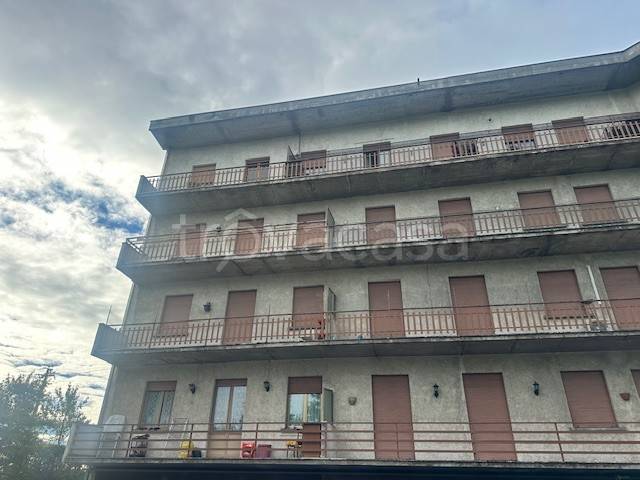 appartamento in vendita a Tizzano Val Parma