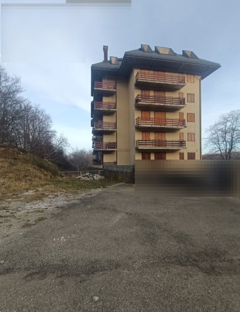 appartamento in vendita a Tizzano Val Parma in zona Schia