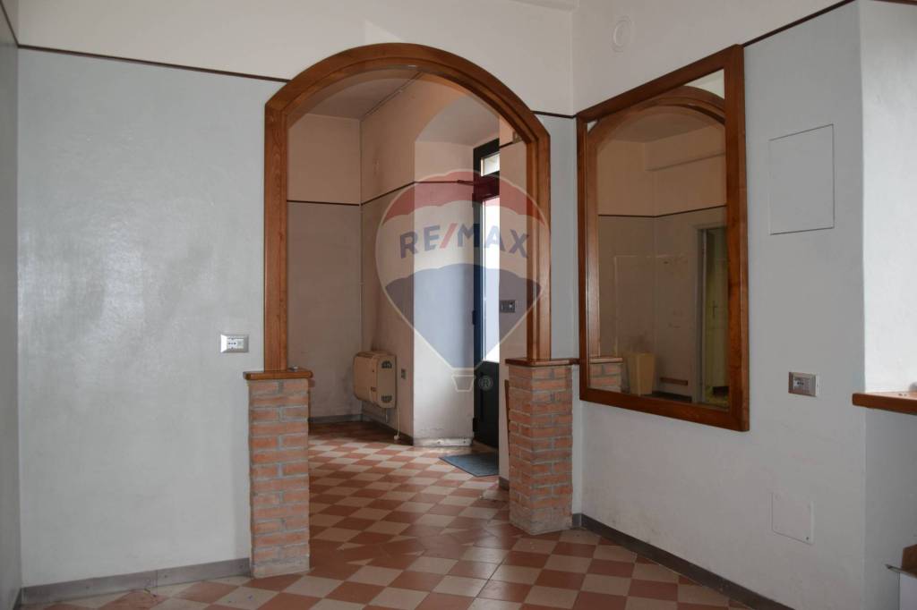 appartamento in vendita a Tornolo in zona Santa Maria del Taro