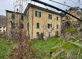 casa indipendente in vendita a Tornolo
