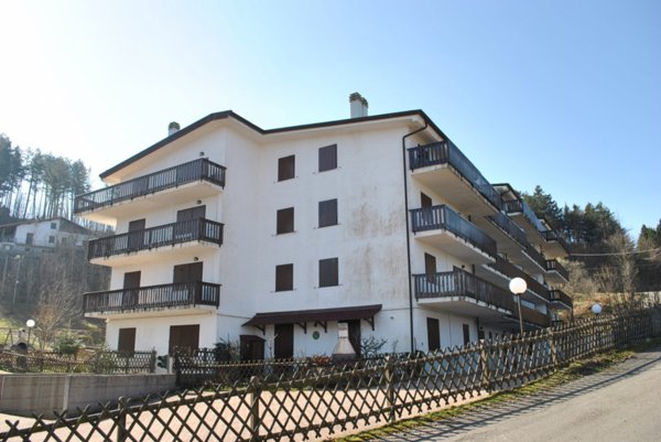appartamento in vendita a Tornolo in zona Tarsogno