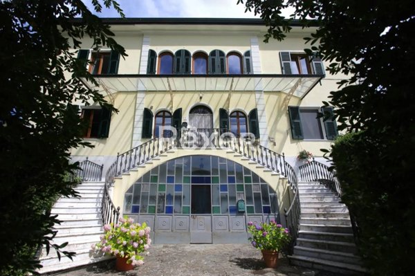 casa indipendente in vendita a Tornolo in zona Santa Maria del Taro