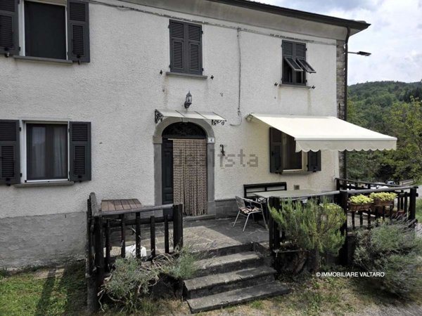 casa indipendente in vendita a Tornolo in zona Tornolo