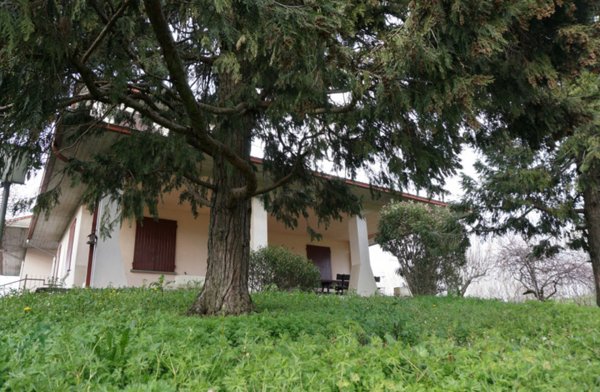 casa indipendente in vendita a Torrile in zona Rivarolo