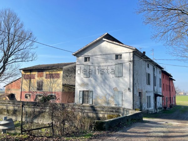casa indipendente in vendita a Torrile in zona San Polo