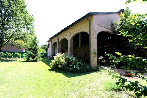 casa indipendente in vendita a Torrile