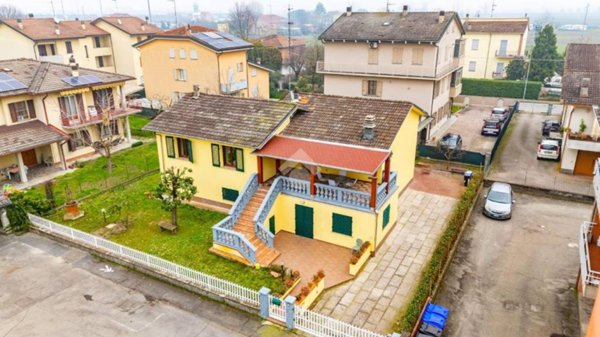 casa indipendente in vendita a Torrile in zona San Polo