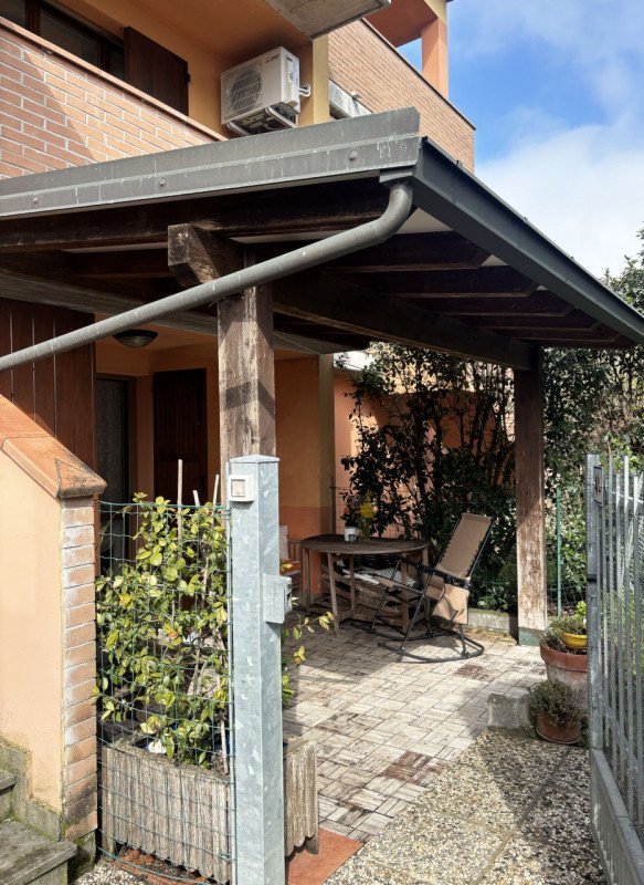 appartamento in vendita a Torrile in zona Sant'Andrea