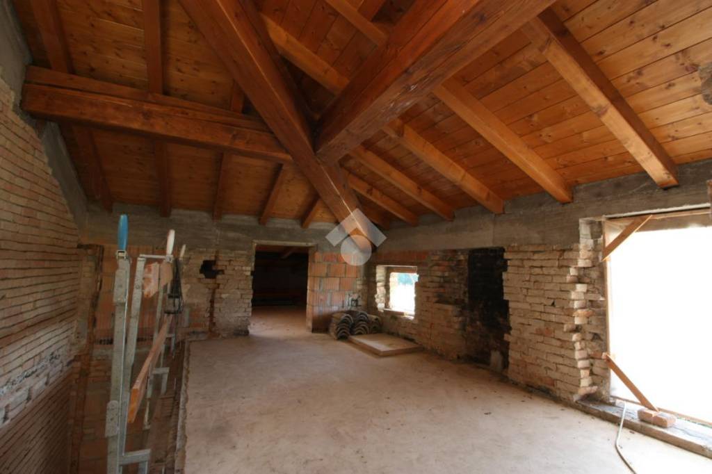 casa indipendente in vendita a Torrile