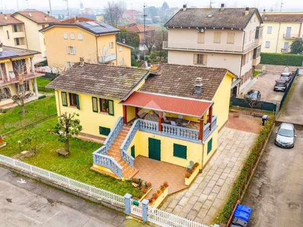 casa indipendente in vendita a Torrile in zona San Polo