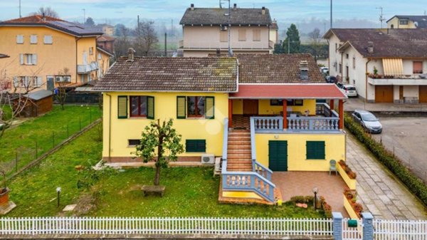casa indipendente in vendita a Torrile in zona San Polo
