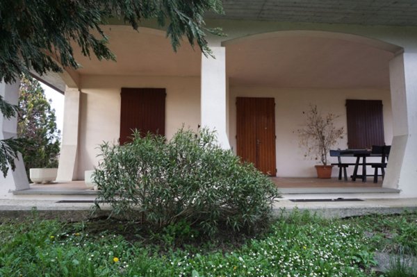 casa indipendente in vendita a Torrile in zona Rivarolo