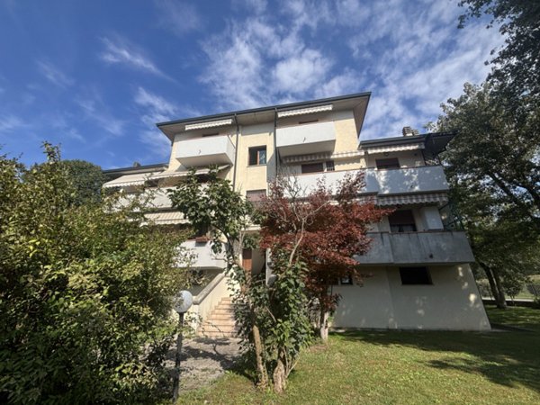 appartamento in vendita a Torrile in zona Rivarolo