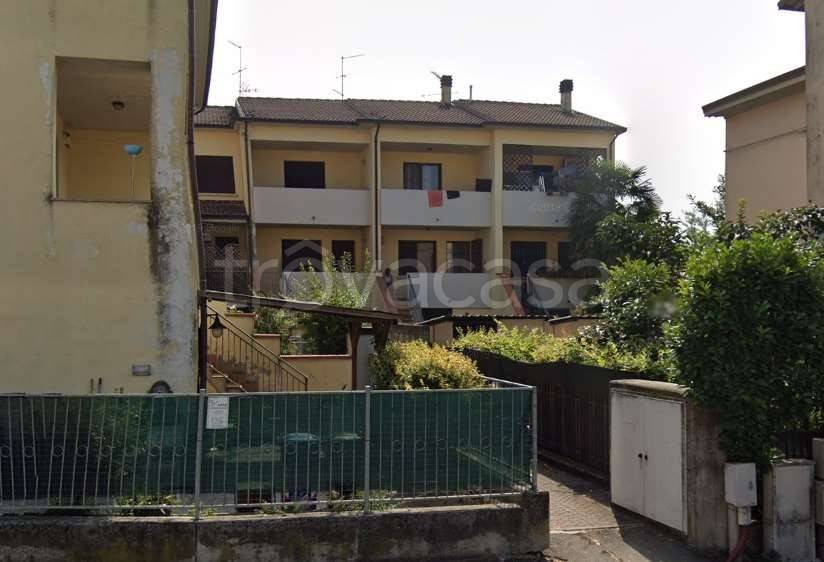 casa indipendente in vendita a Torrile