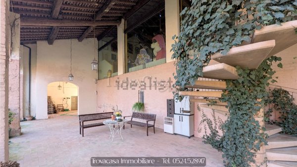 casa indipendente in vendita a Torrile in zona Sant'Andrea