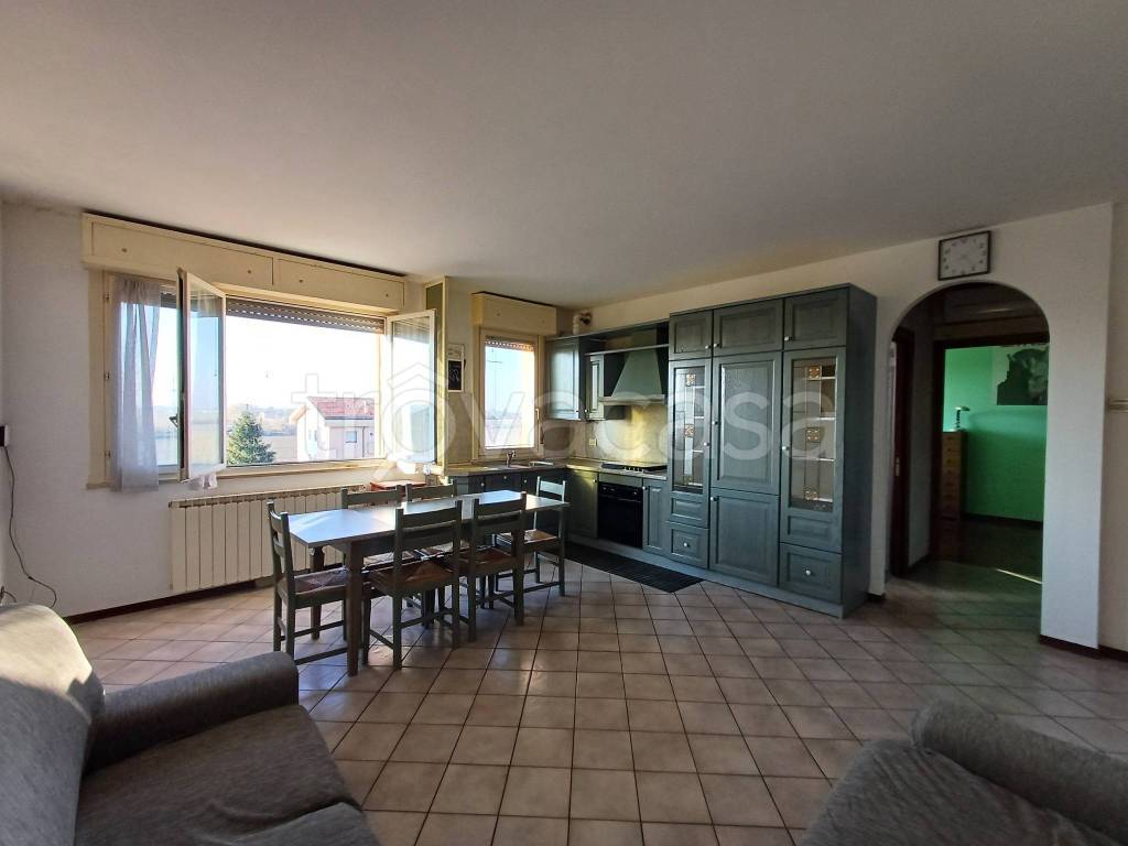 appartamento in vendita a Torrile in zona San Polo