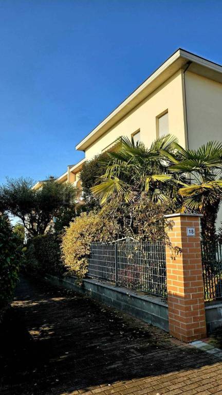 appartamento in vendita a Torrile in zona San Polo