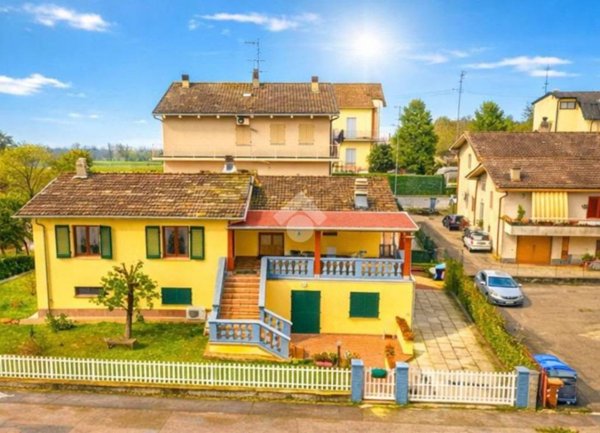 casa indipendente in vendita a Torrile in zona San Polo