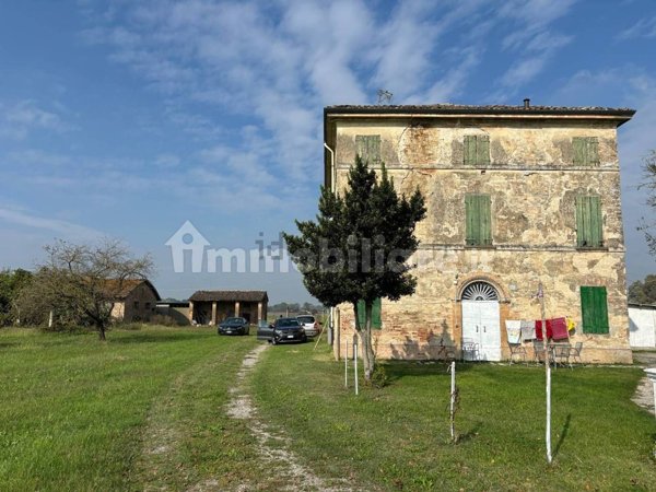 appartamento in vendita a Torrile in zona Sant'Andrea