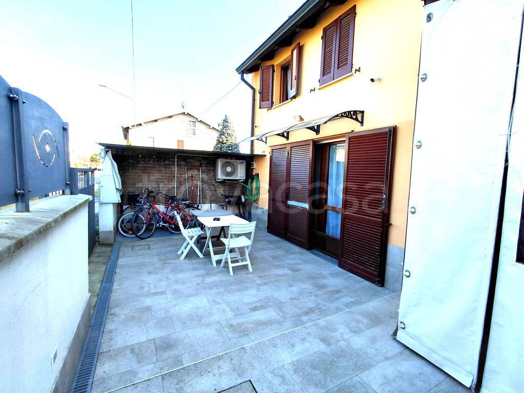 casa indipendente in vendita a Torrile in zona Sant'Andrea