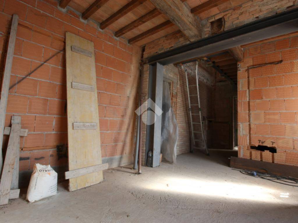 casa indipendente in vendita a Torrile in zona Bezze