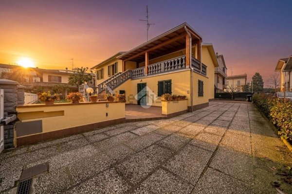 casa indipendente in vendita a Torrile in zona San Polo
