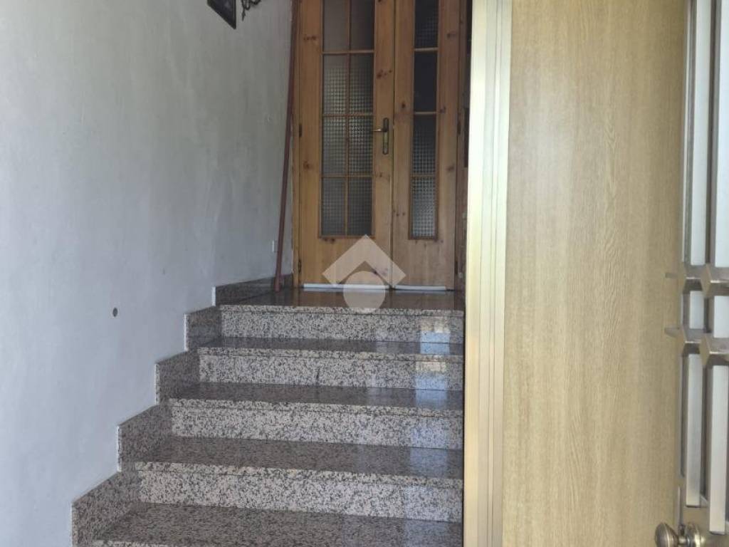 appartamento in vendita a Torrile in zona Rivarolo
